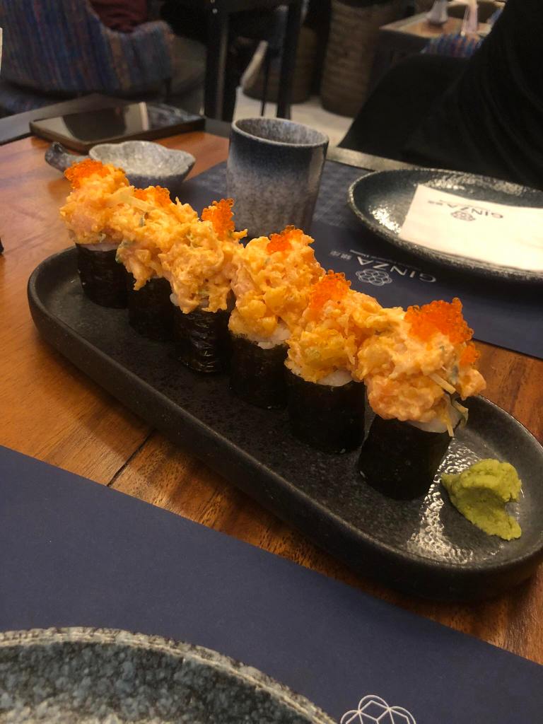 crispy salmon maki